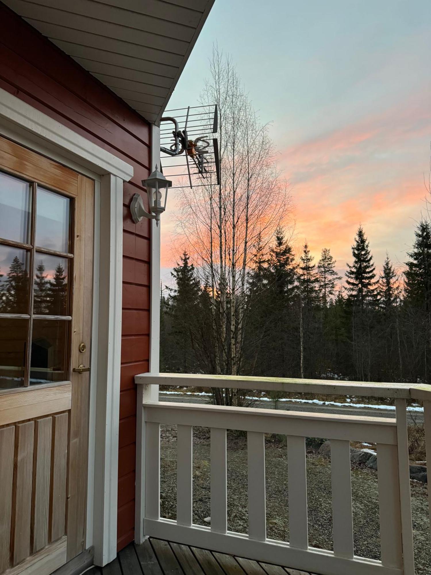 Tiiringolf Cottages Nilsiä 外观 照片