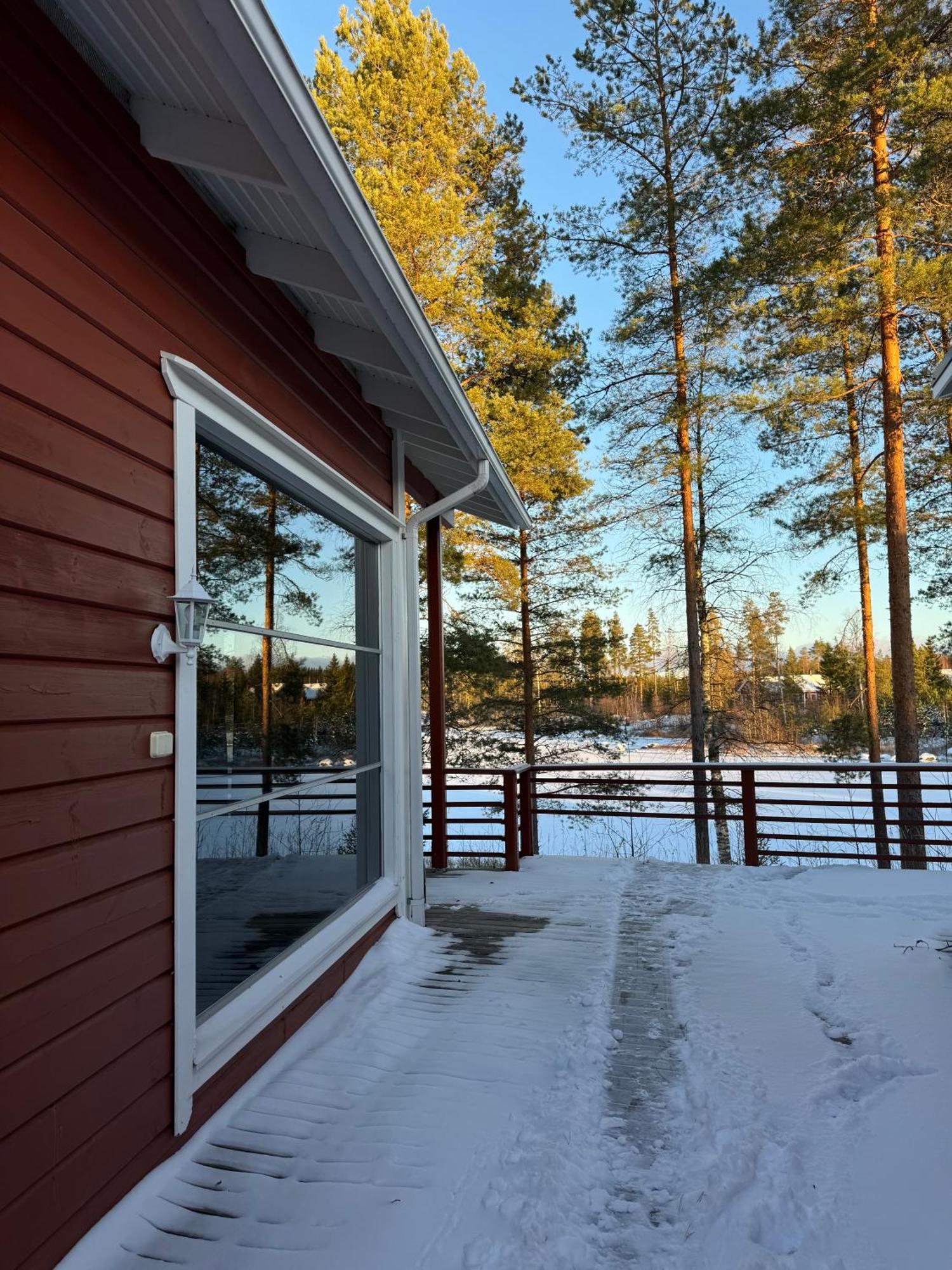 Tiiringolf Cottages Nilsiä 外观 照片